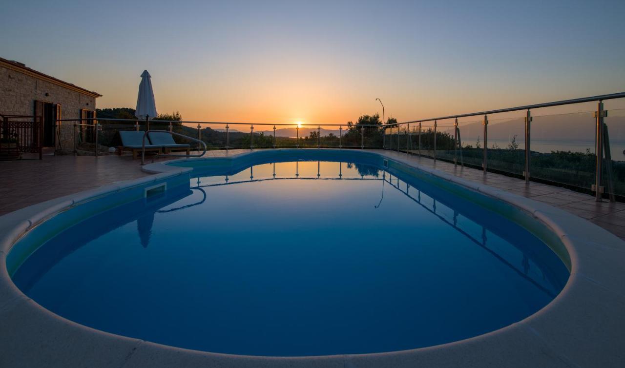 Villa Kourouni Сталос Екстер'єр фото